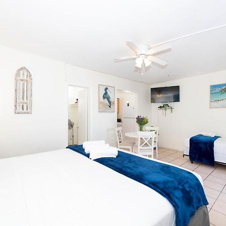 Tropic Isle Hotel & Apartment Hollywood Esterno foto