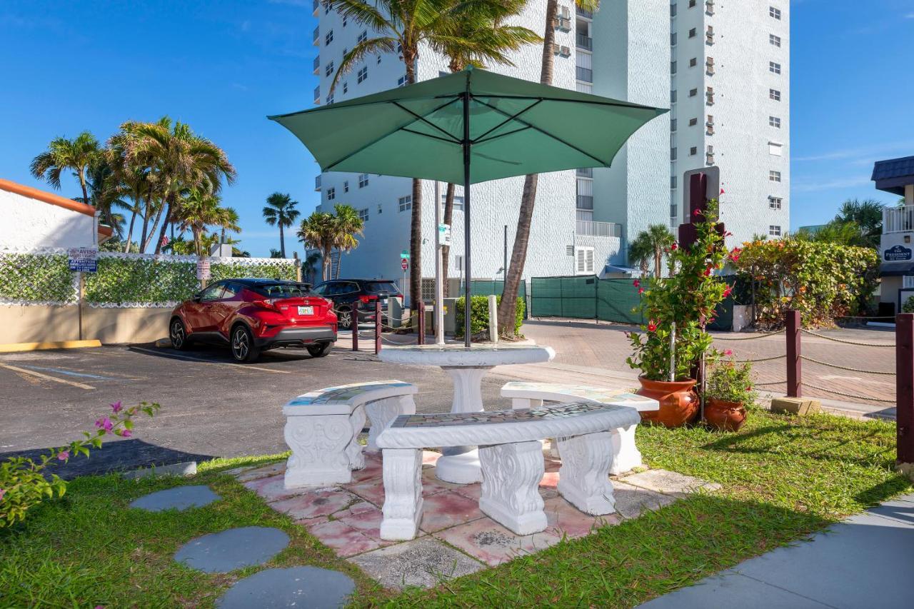 Tropic Isle Hotel & Apartment Hollywood Esterno foto